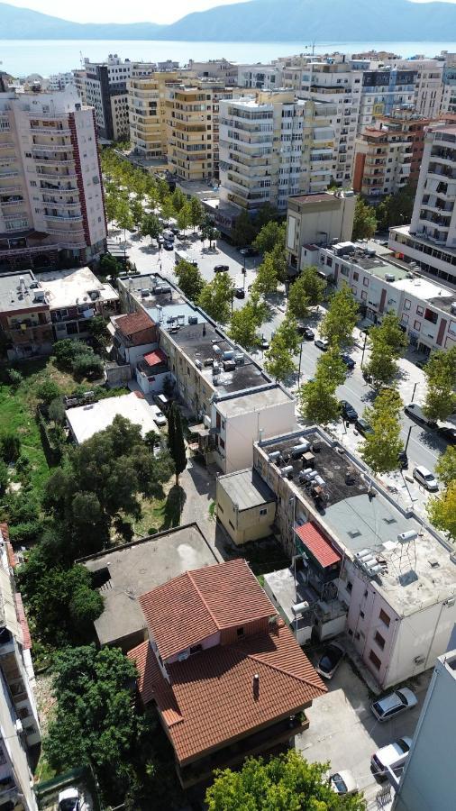 2 Kitarat Bb Bed and Breakfast Vlorë Eksteriør billede