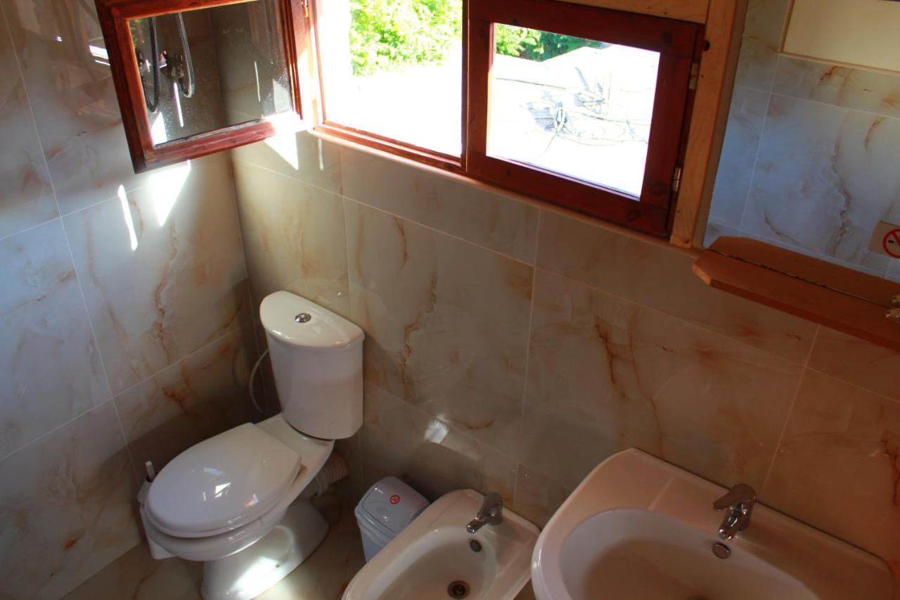 2 Kitarat Bb Bed and Breakfast Vlorë Eksteriør billede