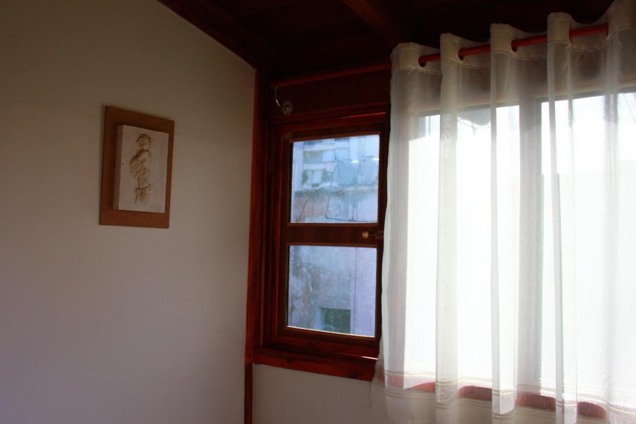 2 Kitarat Bb Bed and Breakfast Vlorë Eksteriør billede