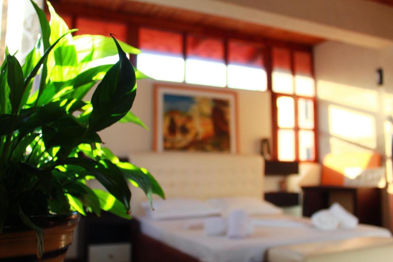 2 Kitarat Bb Bed and Breakfast Vlorë Eksteriør billede