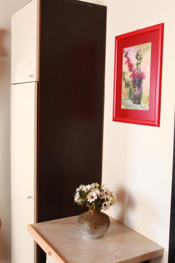 2 Kitarat Bb Bed and Breakfast Vlorë Eksteriør billede