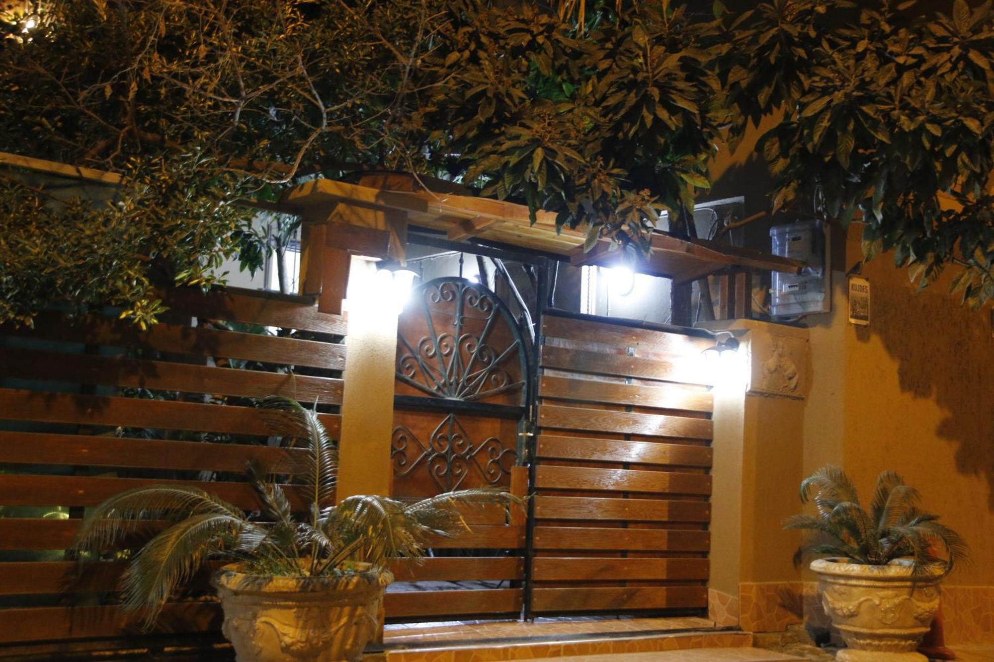2 Kitarat Bb Bed and Breakfast Vlorë Eksteriør billede