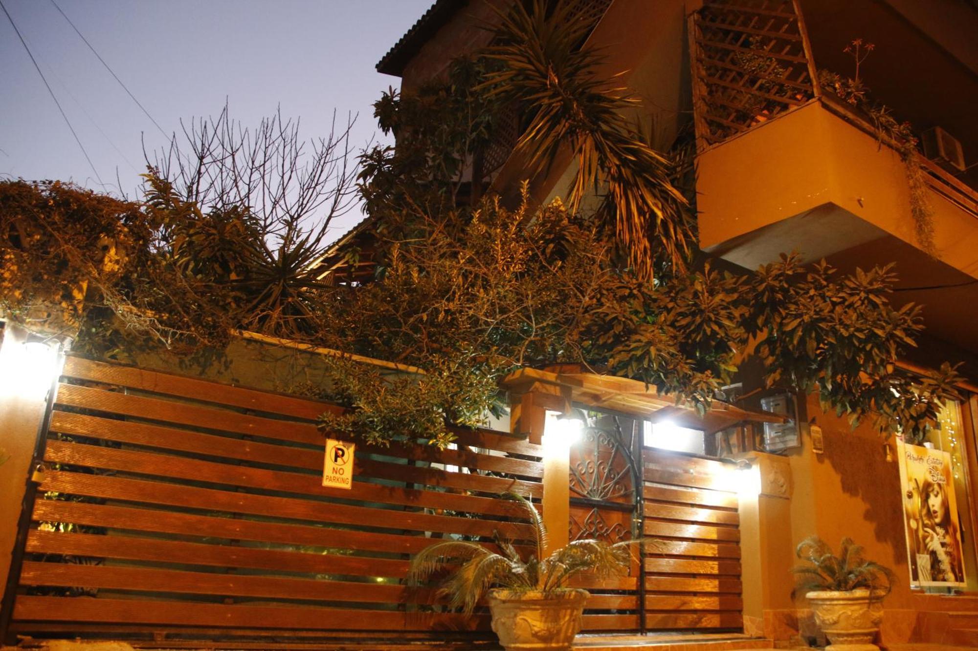 2 Kitarat Bb Bed and Breakfast Vlorë Eksteriør billede